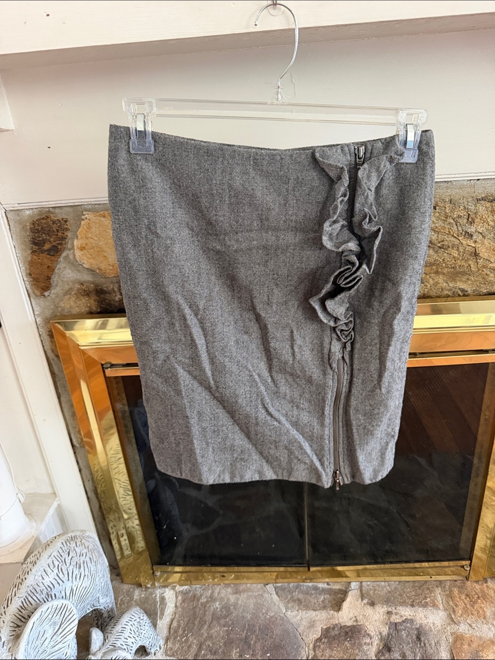 Banana Republic Gray Ruffle-Trim Pencil Skirt